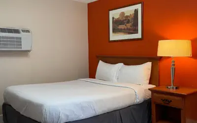 Howard Johnson by Wyndham Ridgecrest, CA