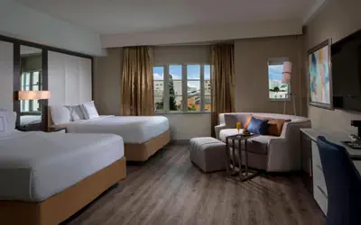 Courtyard Miami Beach South Beach