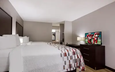 Red Roof Inn & Suites Statesboro - University