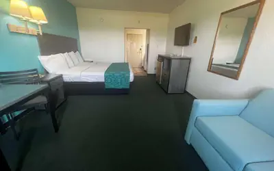 Howard Johnson by Wyndham Galveston