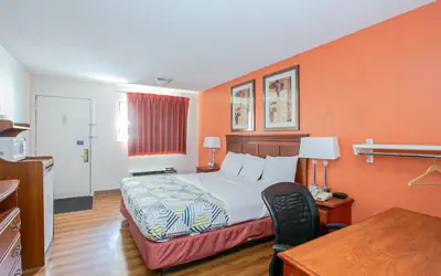 Motel 6-Dayton, OH - Englewood