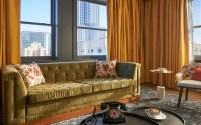 Hotel Indigo - Omaha Downtown by IHG