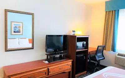 Quality Inn & Suites Sequim at Olympic National Park