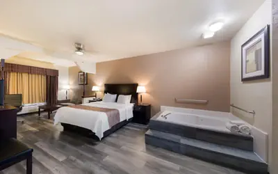 Quality Inn & Suites Terrell