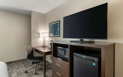 Best Western Watertown Inn & Suites