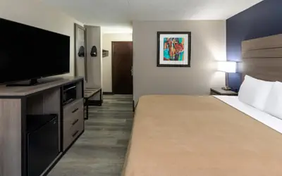 Baymont by Wyndham Laredo