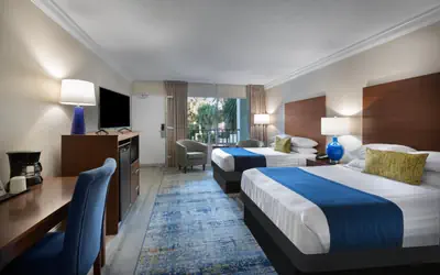 Sea Crest Oceanfront Resort