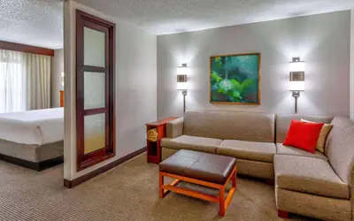 Wyndham Garden Kansas City Airport