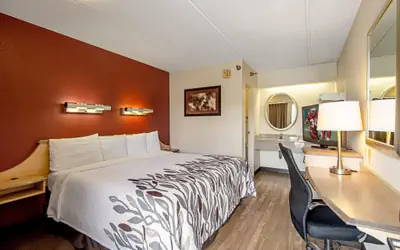 Red Roof Inn Erie – I-90