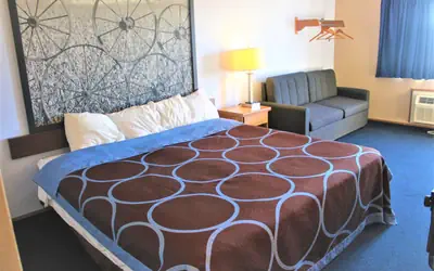 Super 8 by Wyndham Burlington