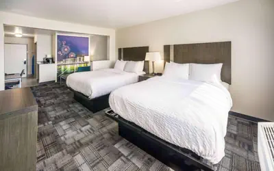 AmericInn by Wyndham Green Bay Near Stadium