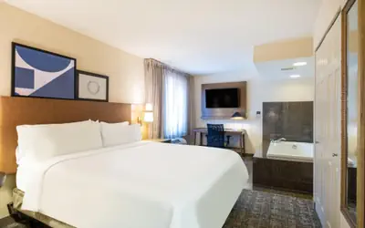 Staybridge Suites Milwaukee Airport South by IHG