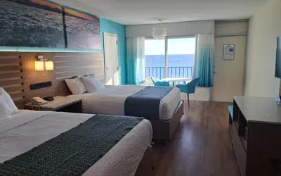 Days Inn by Wyndham Panama City Beach Beachfront Resort