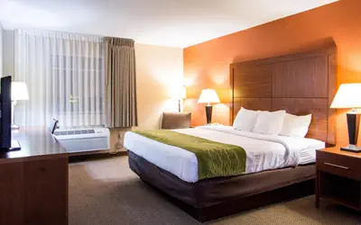 Comfort Inn & Suites Charleston Airport Convention Center