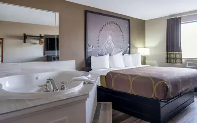 Super 8 by Wyndham Merrillville