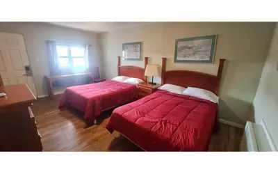 Werry's Cottages Motel & Pub by OYO East Stroudsburg Poconos