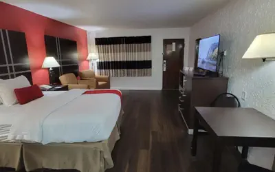 Ramada by Wyndham Mountain Home