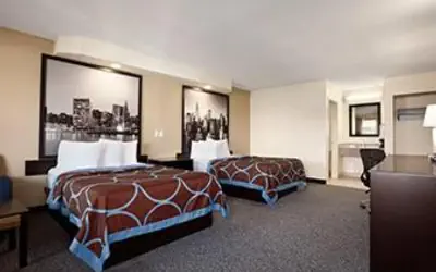 Super 8 by Wyndham Rahway/Newark