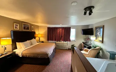 Rodeway Inn & Suites Madison East