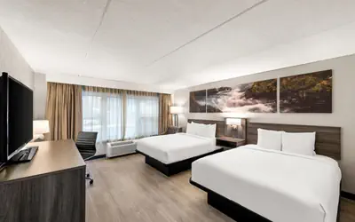 Clarion Pointe Rhinelander Downtown