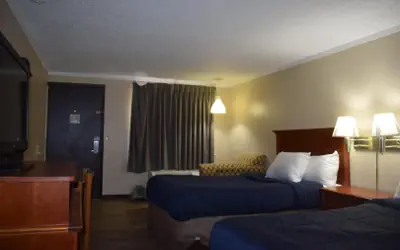 Knights Inn Farmington Hills