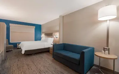 Holiday Inn Express & Suites Lexington by IHG