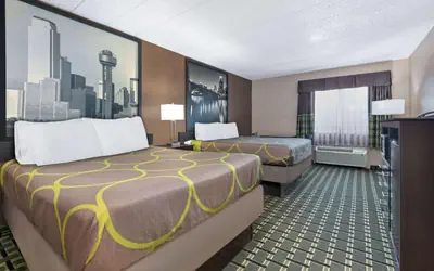Super 8 by Wyndham Grand Prairie North