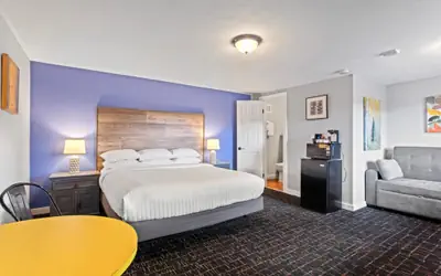 Coyote Mountain Lodge