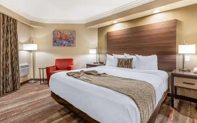 Best Western Plus Wine Country Inn & Suites