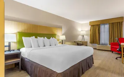 Country Inn & Suites by Radisson, Newport News South, VA