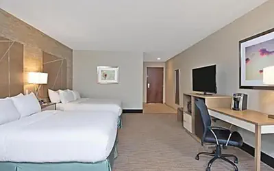 Holiday Inn Express & Suites New Cumberland by IHG