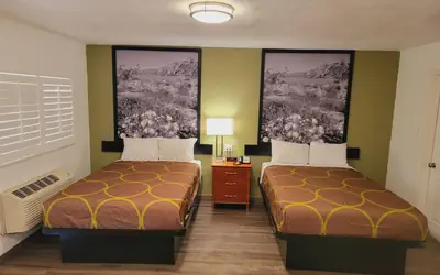 Super 8 by Wyndham El Centro North