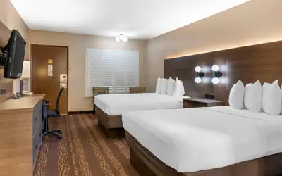 Best Western Plus Stovall's Inn