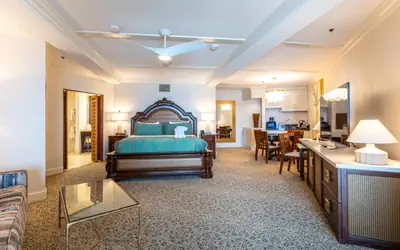 Pacific Terrace Hotel