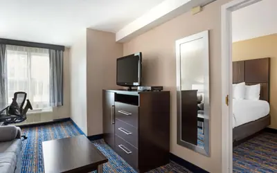 Best Western Plus Fairfield Hotel