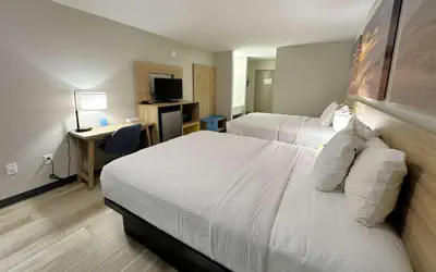 Days Inn by Wyndham Holland