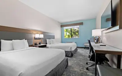 La Quinta Inn & Suites by Wyndham Santa Cruz