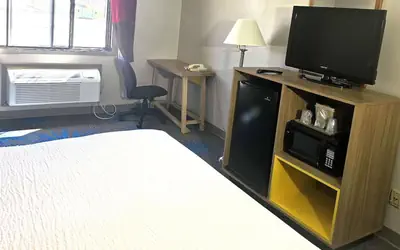 Days Inn by Wyndham North Sioux City