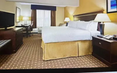 Holiday Inn Express and Suites Allentown West by IHG