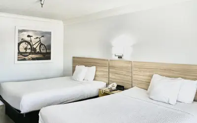 Days Inn by Wyndham Near City Of Hope