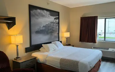 Super 8 by Wyndham Mason City