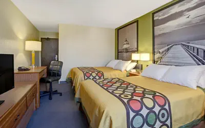 Super 8 by Wyndham College Park Wash DC Area