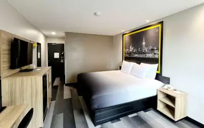 Super 8 by Wyndham Cedar Rapids