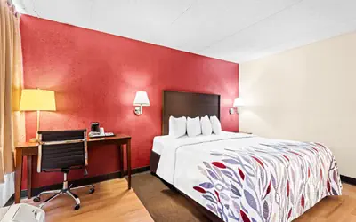 Red Roof Inn Cortland