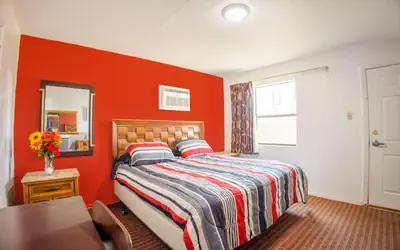 Sands Motel By OYO El Paso near Airport