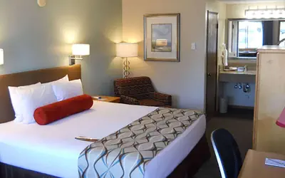 Super 8 by Wyndham Florence OR