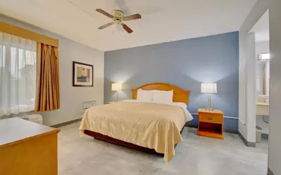 Quality Inn & Suites CVG Airport