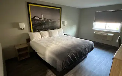 Super 8 by Wyndham Lewiston Auburn Area