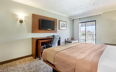 Best Western Plus Ahtanum Inn