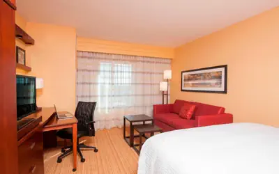 Courtyard Peoria Downtown